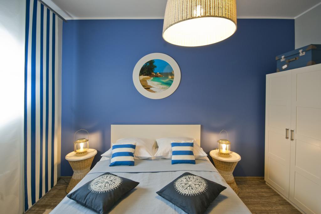 Apartamenty Marina House ビィドゴシュチュ 部屋 写真