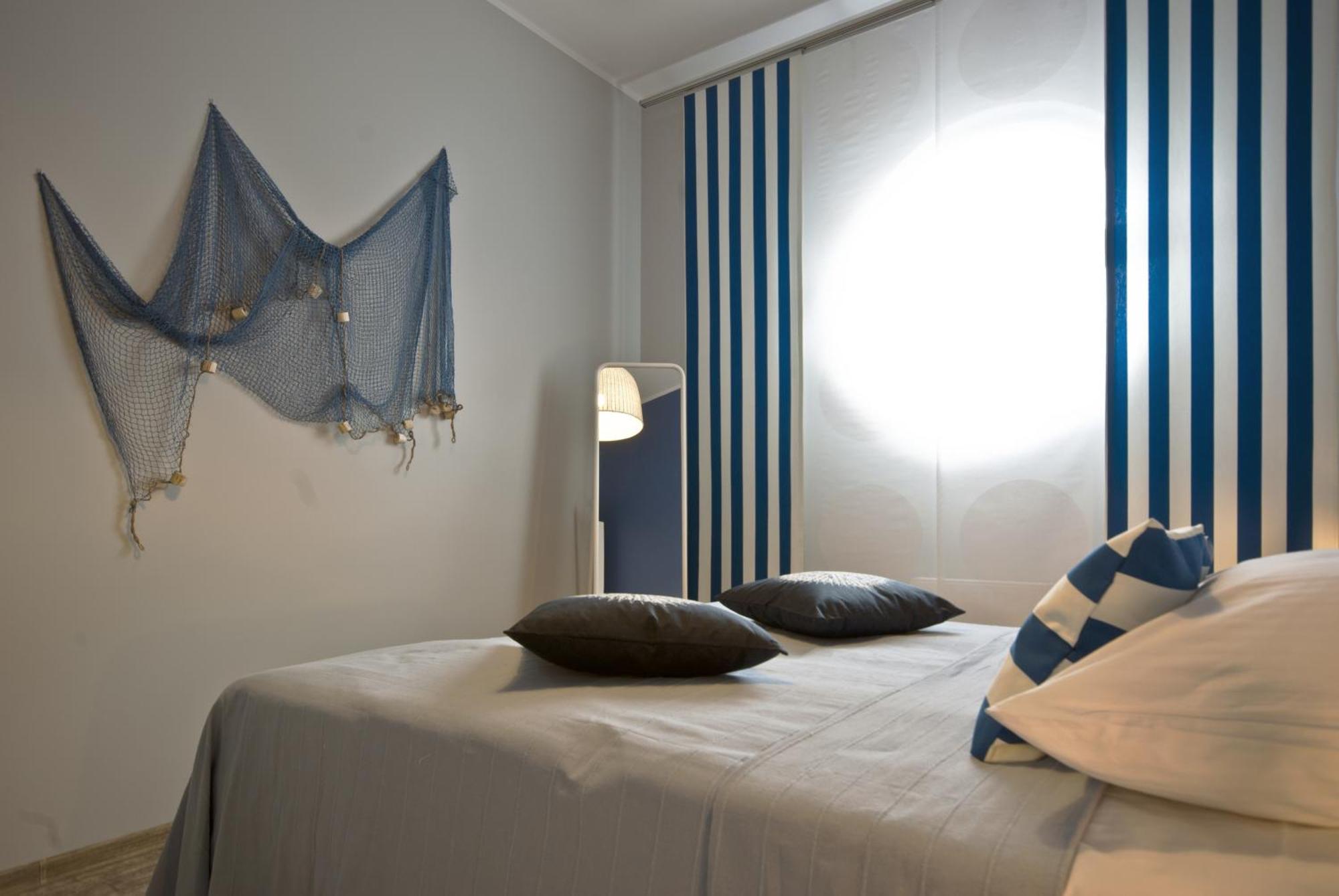 Apartamenty Marina House ビィドゴシュチュ 部屋 写真